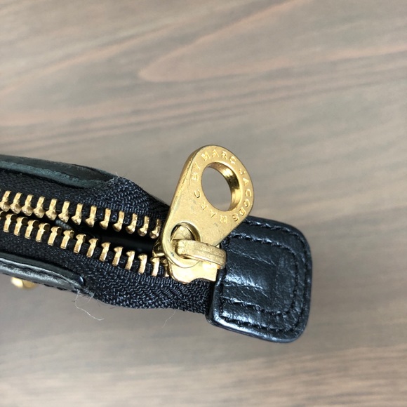 Marc by Marc Jacobs Wallet - Picture 5 of 8